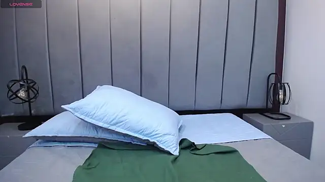 Snapshot of moxa_hot chatting on March 2025 04:31:02 PM moxa hot online show from March 2025 04:31:02 PM