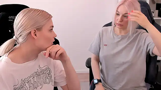 hotblonds online show from March 2025 10:17:01 AM