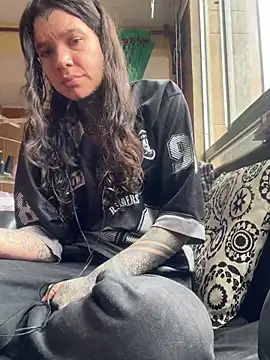 Lilmarieee online show from February 2025 07:58:02 PM