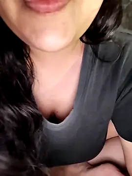 Annerae online show from March 2026 04:51:02 PM