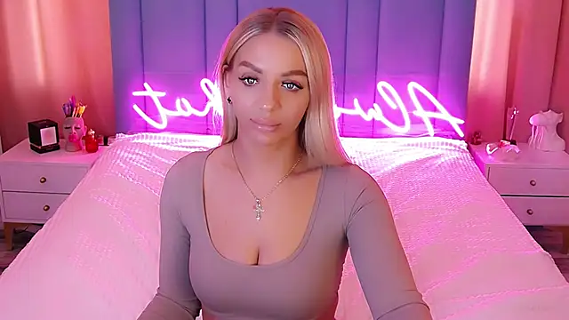 AllwaysHotJ online show from January 2025 06:10:01 AM