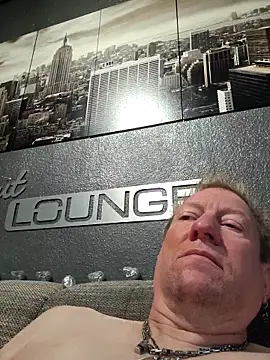 tomtom111111 online show from September 2025 07:45:02 AM