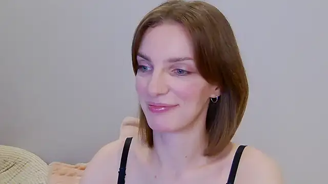 Snapshot of Beauty_Alex chatting on January 2025 01:53:01 AM Beauty Alex online show from January 2025 01:53:01 AM