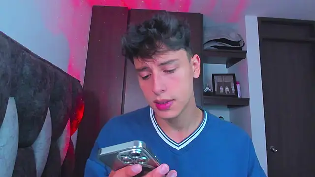 I Gabriel online show from January 2025 07:07:02 PM