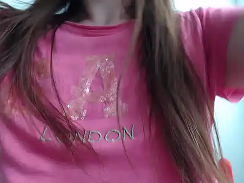 Snapshot of Hottygail69 chatting on December 2024 02:04:01 AM Hottygail69 online show from December 2024 02:04:01 AM