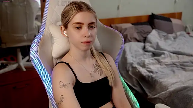 ho1yho1e online show from February 2026 06:57:01 PM