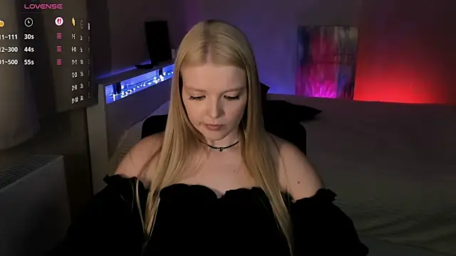 Snapshot of Ssweet_annie chatting on April 2026 08:00:02 PM Ssweet annie online show from April 2026 08:00:02 PM
