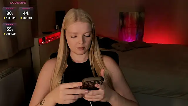 Snapshot of Ssweet_annie chatting on April 2026 05:21:02 PM Ssweet annie online show from April 2026 05:21:02 PM