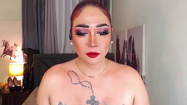 Transdomts4u online show from February 2025 08:15:02 PM