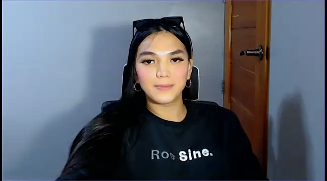 Snapshot of WONDERWOMAN2023 chatting on December 2024 06:48:02 PM WONDERWOMAN2023 online show from December 2024 06:48:02 PM