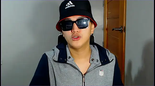 Snapshot of WONDERWOMAN2023 chatting on February 2025 08:29:02 PM WONDERWOMAN2023 online show from February 2025 08:29:02 PM