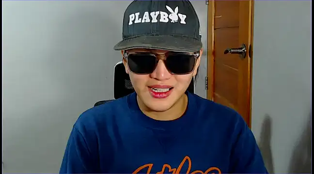 Snapshot of WONDERWOMAN2023 chatting on February 2025 01:52:02 PM WONDERWOMAN2023 online show from February 2025 01:52:02 PM