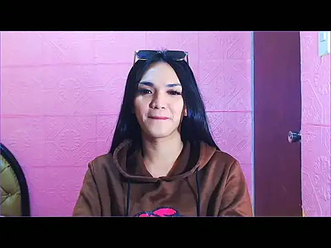 Snapshot of WONDERWOMAN2023 chatting on October 2025 08:39:01 PM WONDERWOMAN2023 online show from October 2025 08:39:01 PM