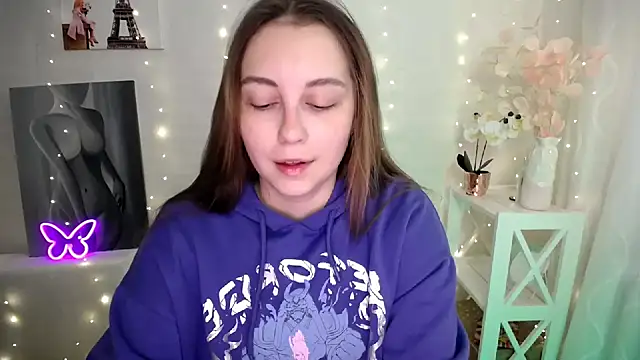 SweetPrincess  online show from April 2026 05:32:02 AM