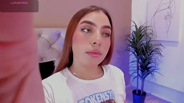 MaddyyLennon online show from February 2025 02:15:01 PM