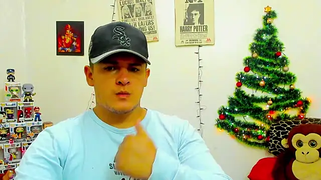 Snapshot of ney_22 chatting on December 2024 11:29:02 PM ney 22 online show from December 2024 11:29:02 PM