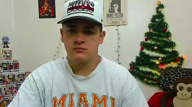 Snapshot of ney_22 chatting on December 2024 02:49:02 PM ney 22 online show from December 2024 02:49:02 PM