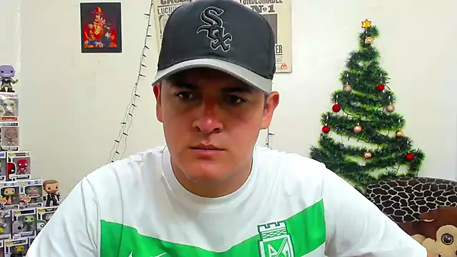 Snapshot of ney_22 chatting on December 2024 01:10:01 AM ney 22 online show from December 2024 01:10:01 AM