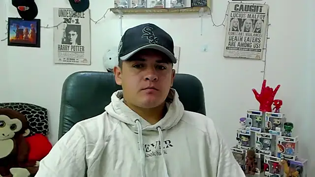 Snapshot of ney_22 chatting on February 2025 01:11:02 PM ney 22 online show from February 2025 01:11:02 PM