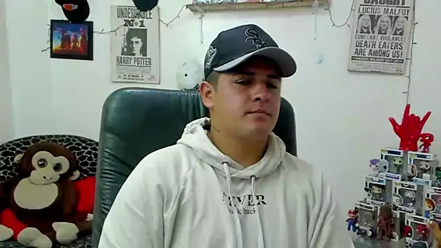 Snapshot of ney_22 chatting on February 2025 04:16:01 PM ney 22 online show from February 2025 04:16:01 PM