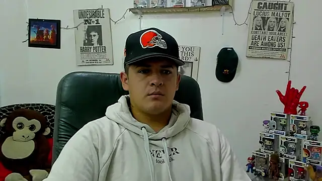 Snapshot of ney_22 chatting on February 2025 02:23:02 PM ney 22 online show from February 2025 02:23:02 PM