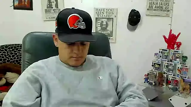 Snapshot of ney_22 chatting on February 2025 01:05:02 AM ney 22 online show from February 2025 01:05:02 AM