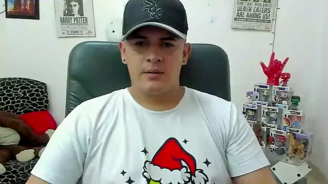 Snapshot of ney_22 chatting on February 2025 01:37:01 AM ney 22 online show from February 2025 01:37:01 AM