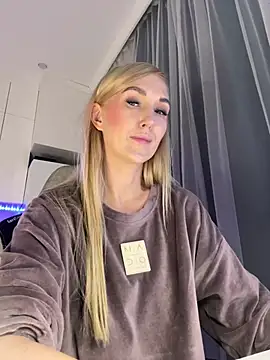 HotyPlays online show from January 2025 04:30:01 PM