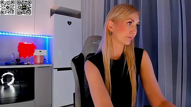 HotyPlays online show from February 2025 09:16:02 PM