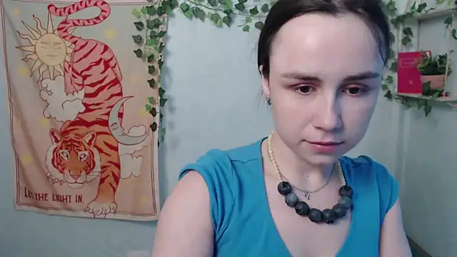 Snapshot of VeryVeryVeryShy_ chatting on July 2026 05:42:02 AM VeryVeryVeryShy online show from July 2026 05:42:02 AM