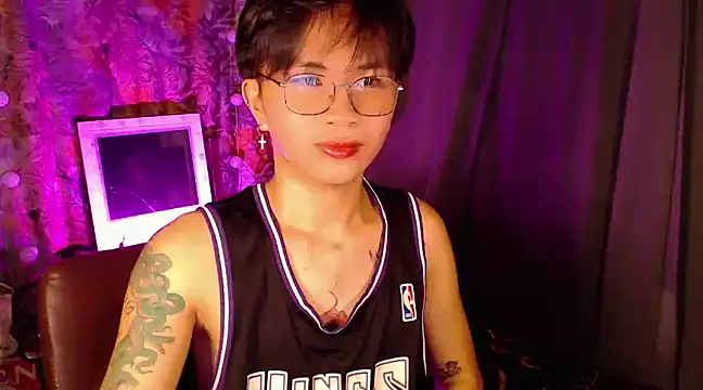 Sexy Handsome Drex online show from December 2024 01:00:01 PM