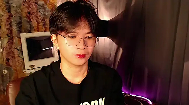 Sexy Handsome Drex online show from December 2024 01:23:02 PM