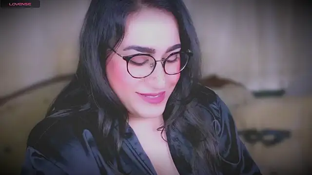 Snapshot of MERA_arab chatting on January 2025 10:46:02 PM MERA arab online show from January 2025 10:46:02 PM