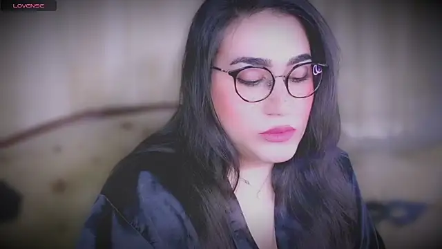 Snapshot of MERA_arab chatting on February 2025 09:39:01 PM MERA arab online show from February 2025 09:39:01 PM