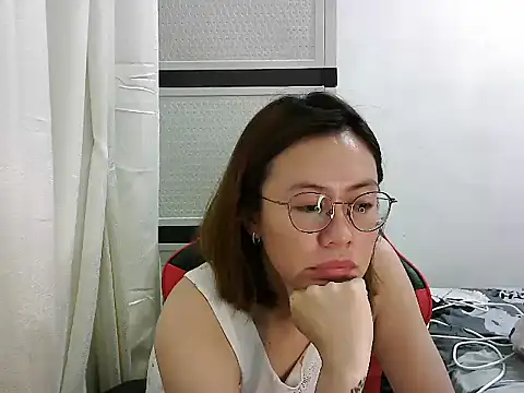 crizzybel online show from March 2025 06:13:02 AM