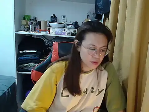 crizzybel online show from February 2026 06:10:01 AM