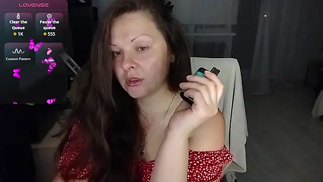 Snapshot of Marla_Singerrr chatting on June 2026 04:44:01 PM Marla Singerrr online show from June 2026 04:44:01 PM