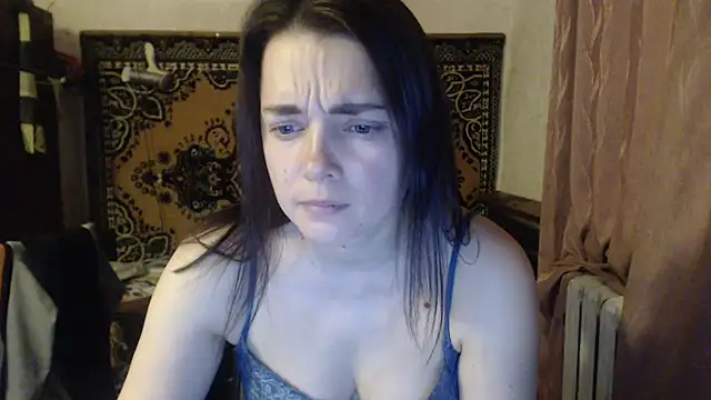 AlisaLaDiva online show from April 2026 09:28:01 PM