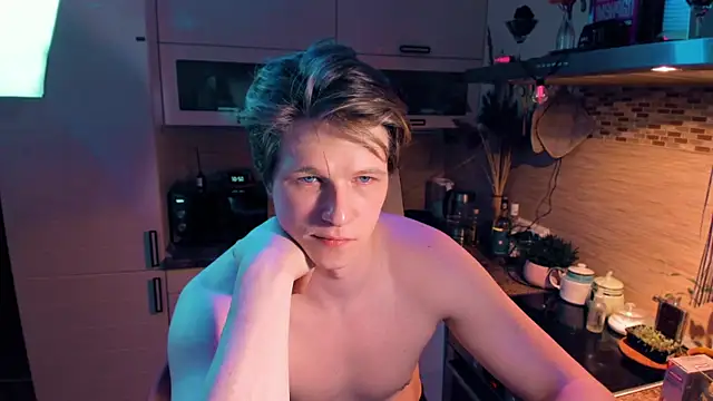 Breston Sweet online show from February 2025 11:03:02 PM