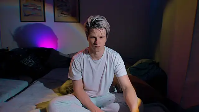 Breston Sweet online show from September 2025 06:08:02 PM