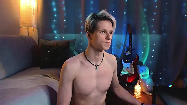 Breston Sweet online show from February 2026 06:40:02 AM