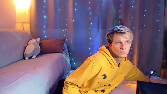 Breston Sweet online show from March 2026 04:59:02 AM