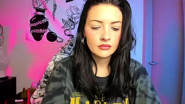 MelroseStrip online show from December 2025 09:22:02 PM