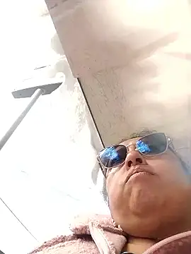 Keyla01  online show from January 2026 05:48:02 PM