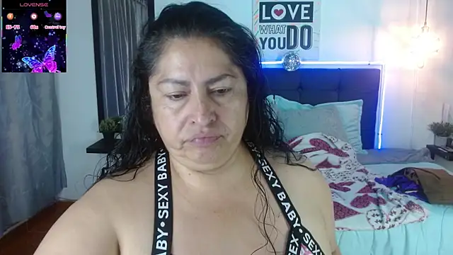 Keyla01  online show from March 2026 12:20:01 PM