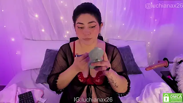 lucy26  online show from January 2026 02:36:02 AM