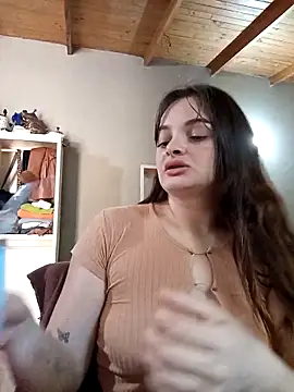 Emmacut online show from November 2025 01:22:01 PM