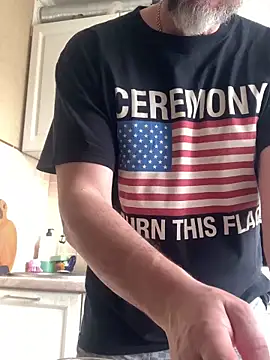 Snapshot of GHsveter chatting on March 2026 10:19:01 AM GHsveter online show from March 2026 10:19:01 AM