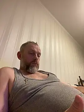 Snapshot of GHsveter chatting on March 2026 09:58:02 PM GHsveter online show from March 2026 09:58:02 PM