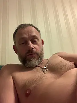 Snapshot of GHsveter chatting on April 2026 08:54:02 PM GHsveter online show from April 2026 08:54:02 PM